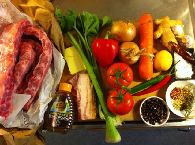 307980_10150326786218121_741406744_n