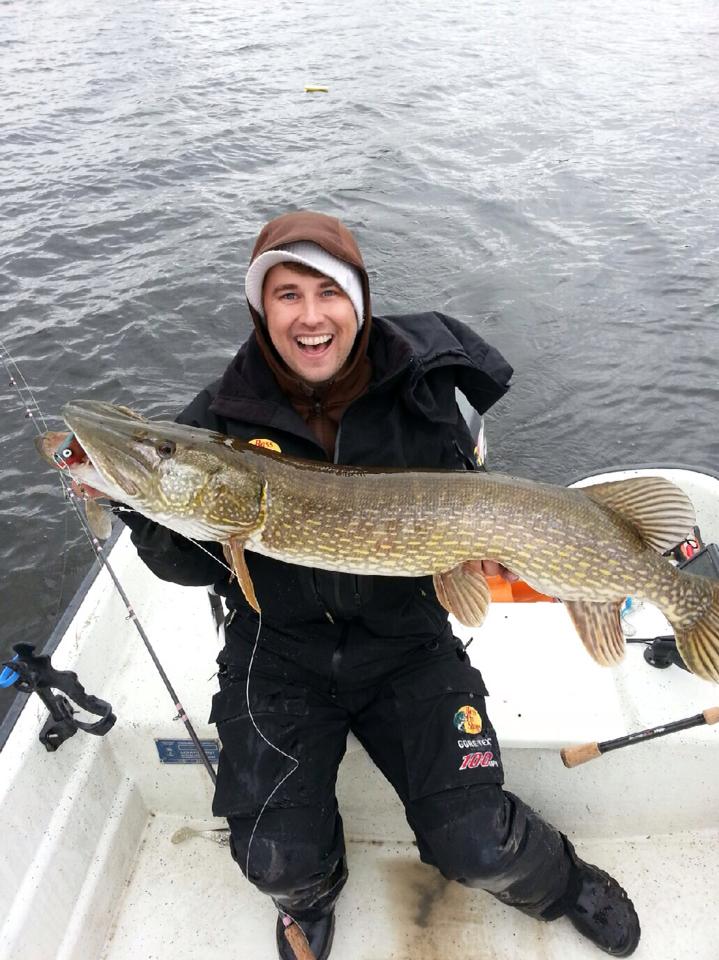 Magnus MB79 Lindgren – Eget Super Shallow azkikr